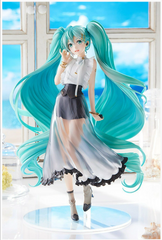 *Slight Box Damage* GSC Hatsune Miku NT Style Casual Wear Version 1/6 Scale