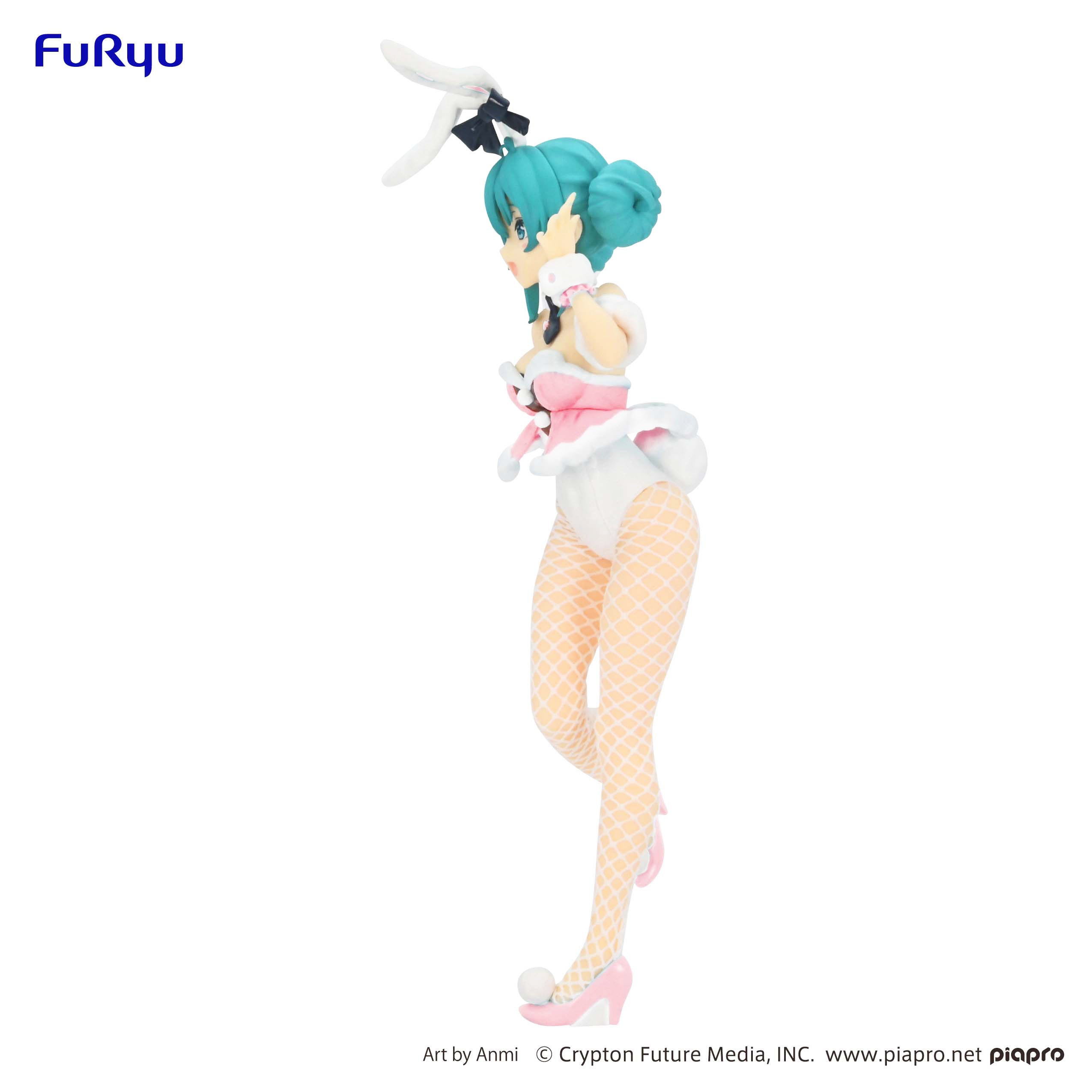 FuRyu BiCute Hatsune Miku / White Rabbit Baby Pink Version