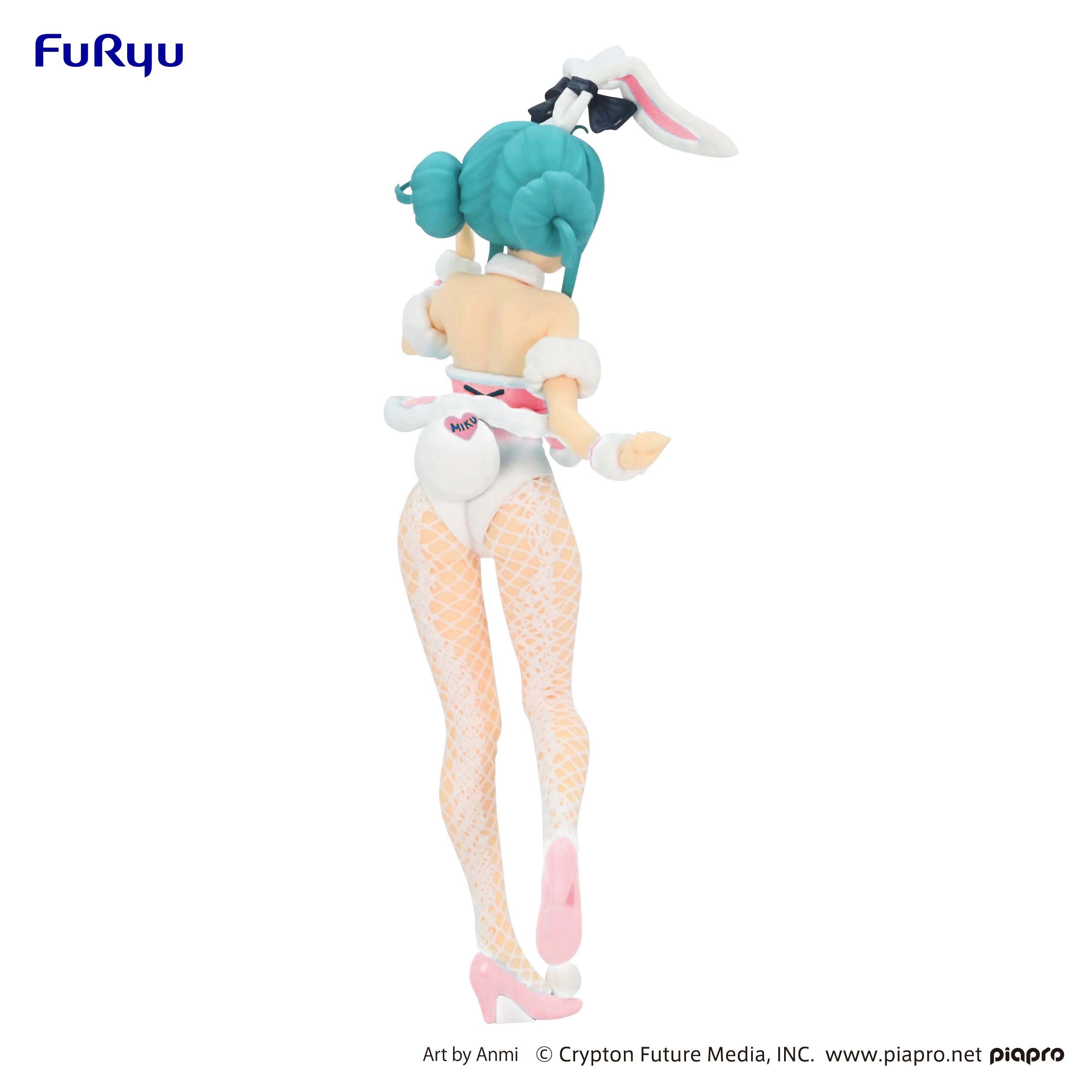 FuRyu BiCute Hatsune Miku / White Rabbit Baby Pink Version