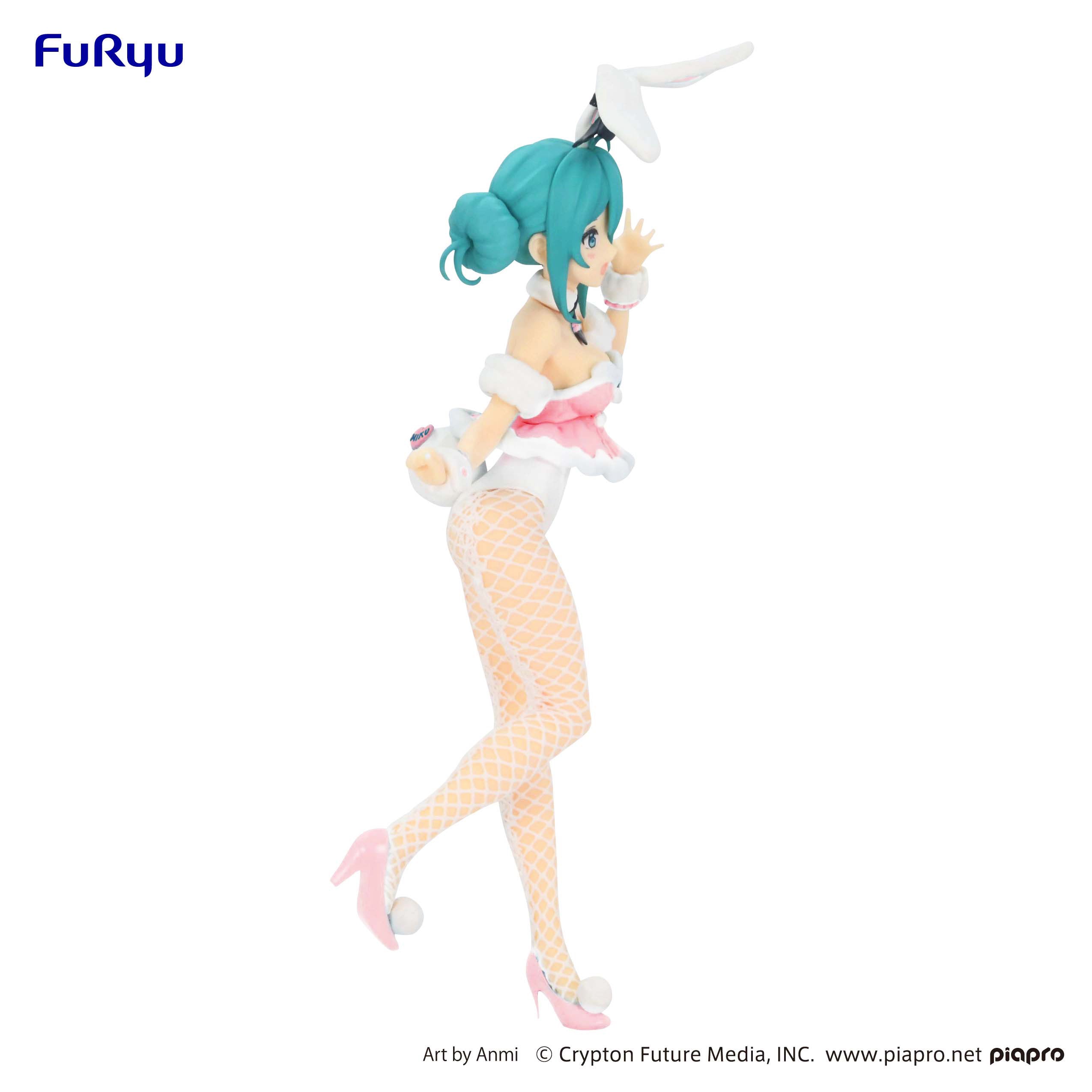 FuRyu BiCute Hatsune Miku / White Rabbit Baby Pink Version