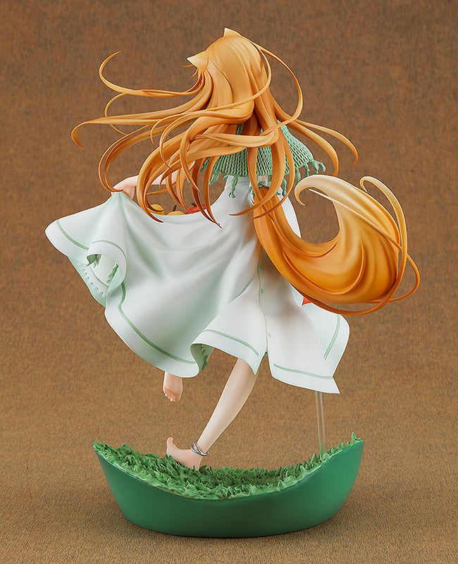 Good Smile Company Holo Wolf and the Scent of Fruit