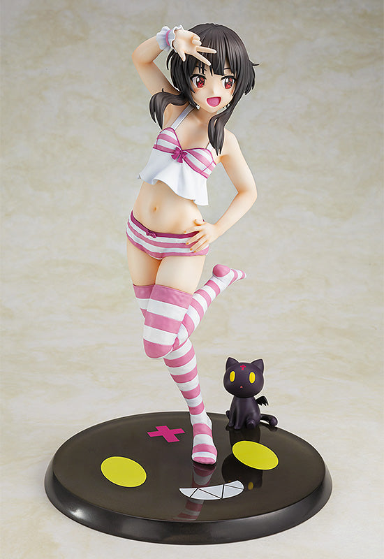 CAworks Konosuba Megumin Hoodie Look Chomusuke