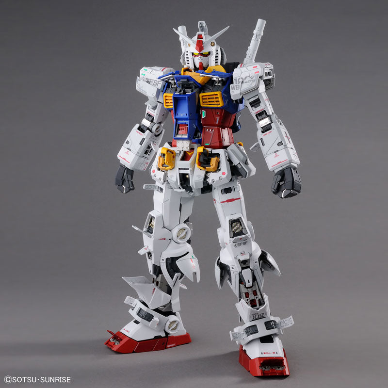 Bandai Gundam PG Unleashed 1/60 RX-78-2 Gundam
