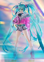 [Pre-Order] GSC Character Vocal Series 01 Hatsune Miku with Solwa 1/7 Scale