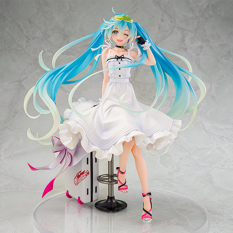 GSC Racing Miku 2021 Vacation Style Ver 1/7 Scale Main image