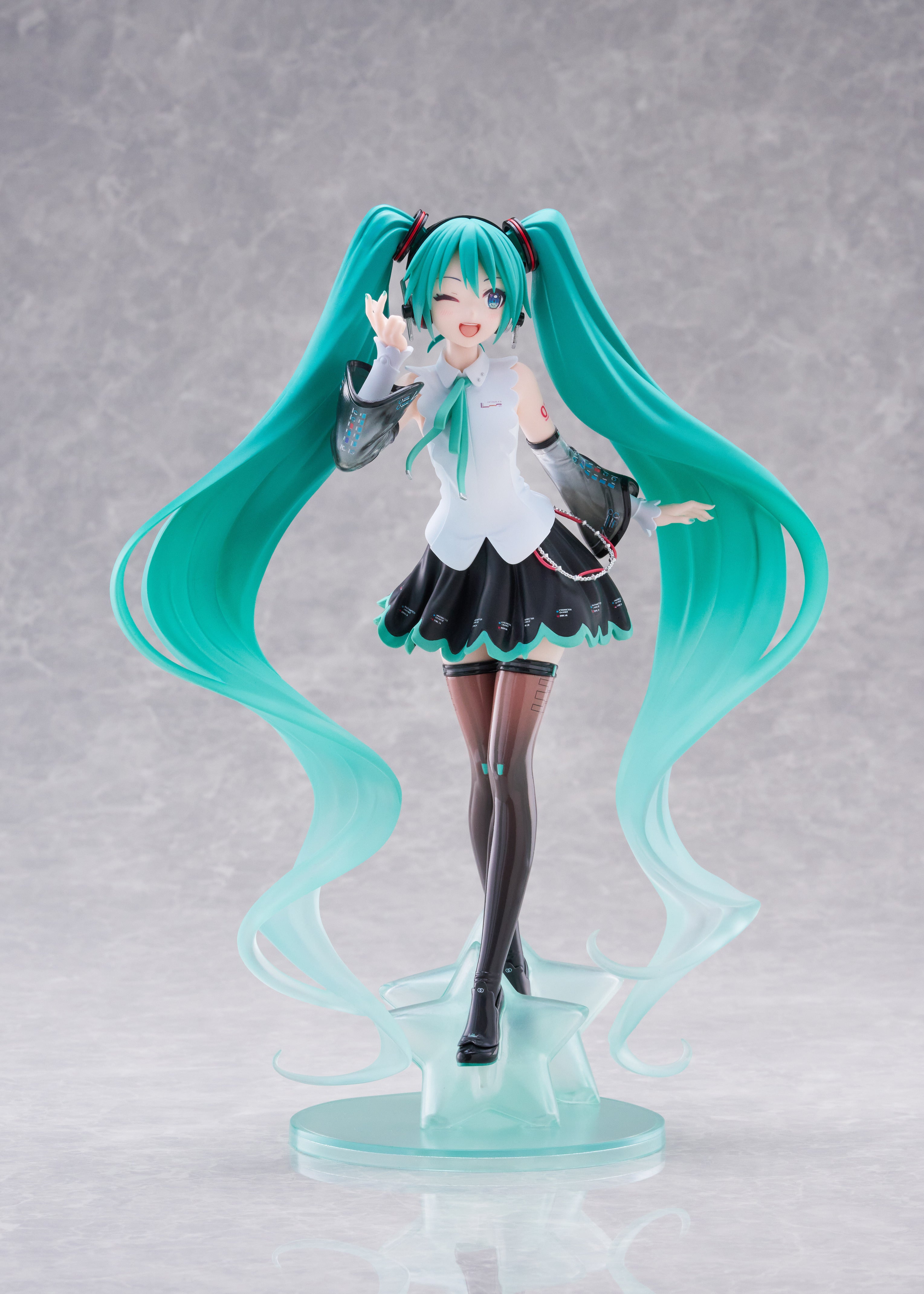 [Pre-Order] TAITO Hatsune Miku T-Most Figure NT Version