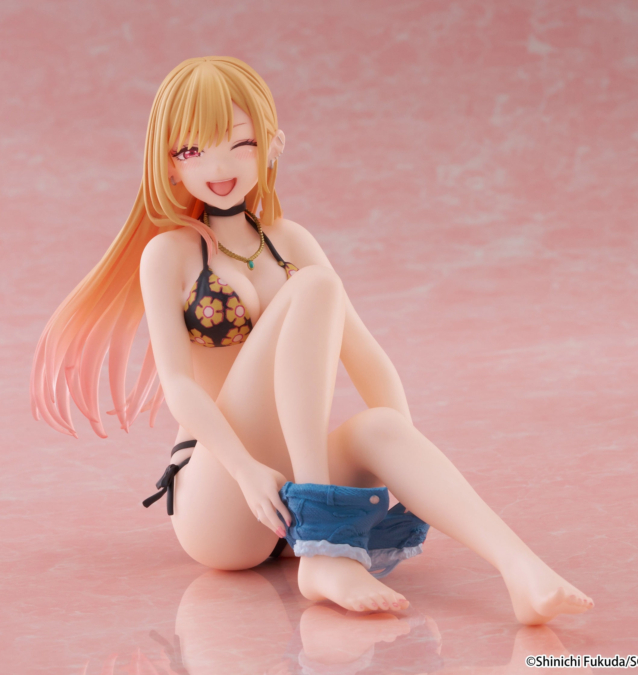 [Pre-Order] TAITO My Dress Up Darling Desktop Cute Figure Marin Kitagawa (Measured Swimsuit Version) (re-run) Main image