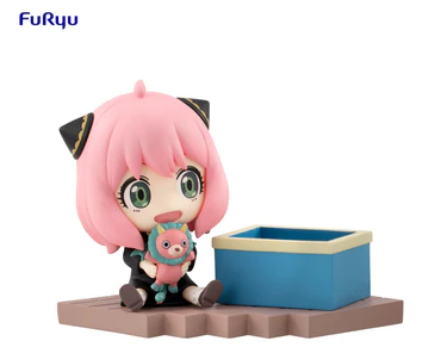 FuRyu Spy X Family Hold Figure Anya Forger Pre-Order Main image