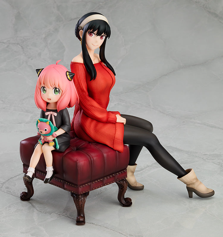 GSC Spy x Family Anya & Yor 1/7 Scale Secondary image