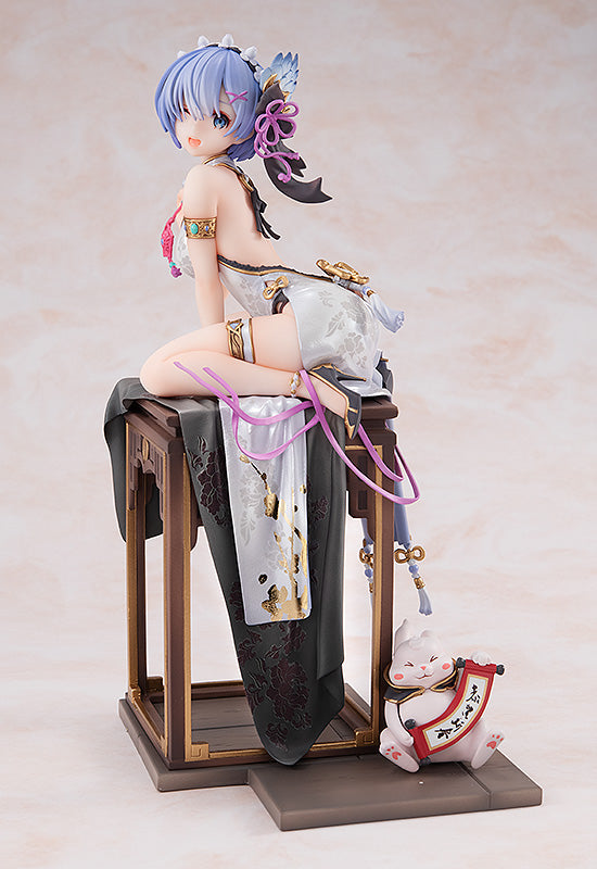 FuRyu Re:ZERO Rem Graceful Beauty Version 1/7 Scale Secondary image